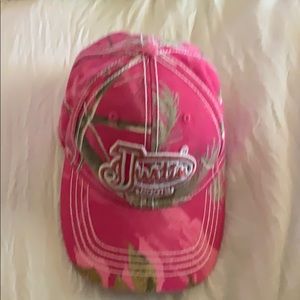 Justin boots hat